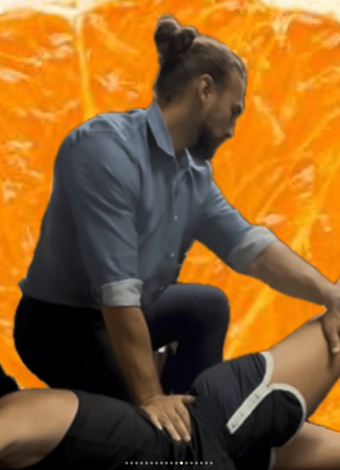 Assisted stretching session